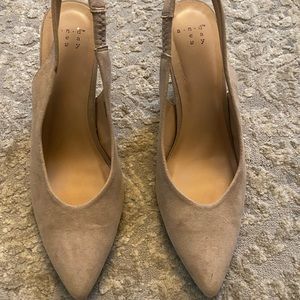 A.New.Day Size 7.5 Heels